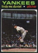 1971 Topps Baseball Cards      303     Lindy McDaniel